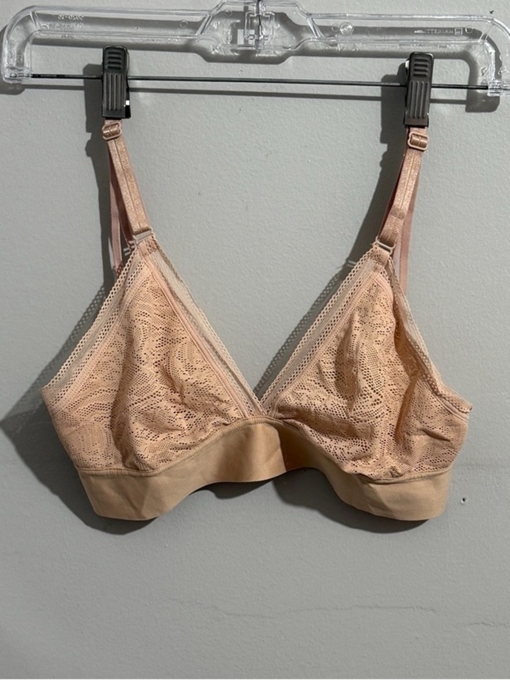 Soma Bra Womens Small Lace Triangle Soft Unpadded Wireless Nude Comfort Band